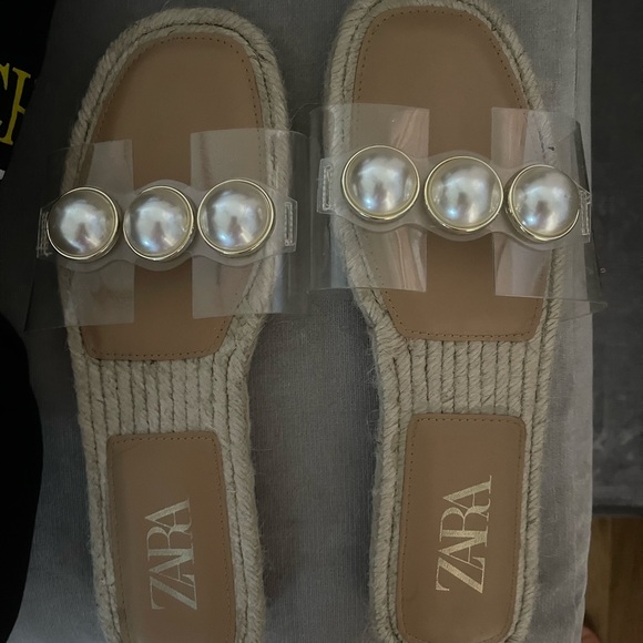 Zara Shoes Zara Clear Pearl Embellished Flat Sandals Poshmark